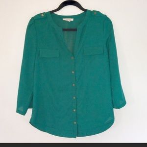41 Hawthorn top, hunter green, M, “stitch fix”